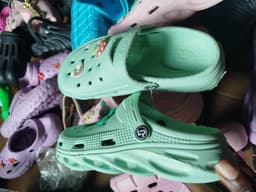 Comfy crocs, size 39-41